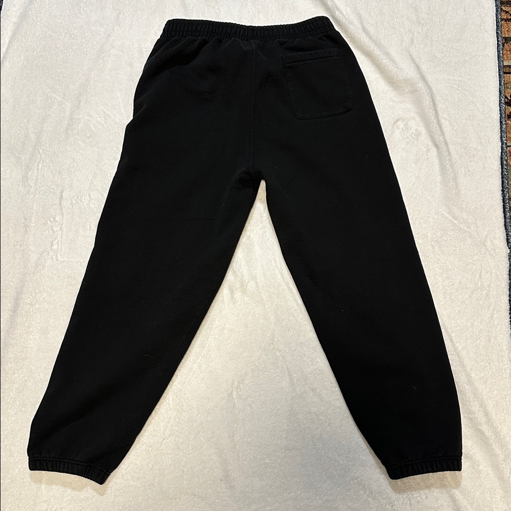 Supreme Sweatpants - Picture 5 of 5